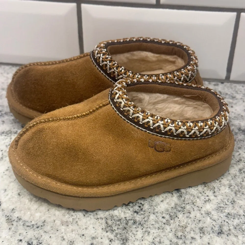 UGG Kids 8 Toddler Tasman Slippers Chestnut Suede Braid Cozy Classic